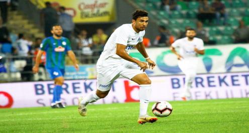 بمشاركة ترزيجيه.. قاسم باشا يفتتح مشوار الدوري التركي بفوز درامي